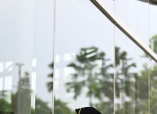 Jadi Sarjana Mila Septiarini Antara Kerja Kantoran dan Jadi Artis