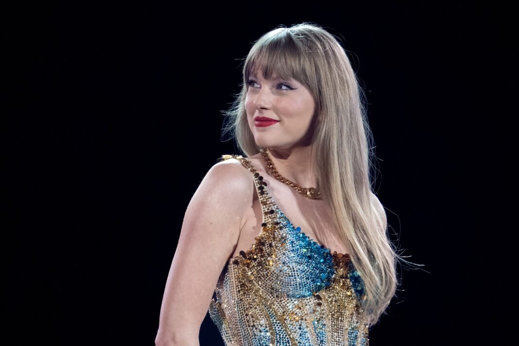 US-ENTERTAINMENT-MUSIC-SWIFT