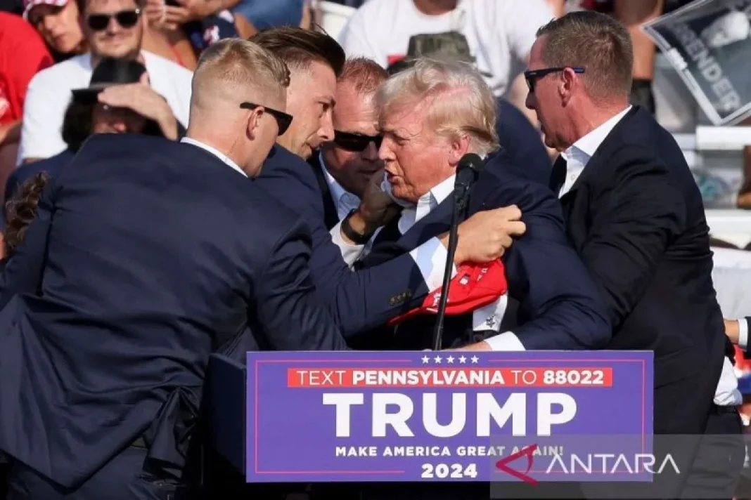 2024-07-13T224649Z_1486573816_RC2MU8ABBNZ7_RTRMADP_3_USA-ELECTION-TRUMP.jpg