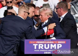 Donald Trump Ditembak Saat Pidato Kampanye di Pennsylvania