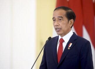 Jokowi Soal Keppres Pemberhentian Ketua KPU Hasyim Asy’ari: Dalam Proses