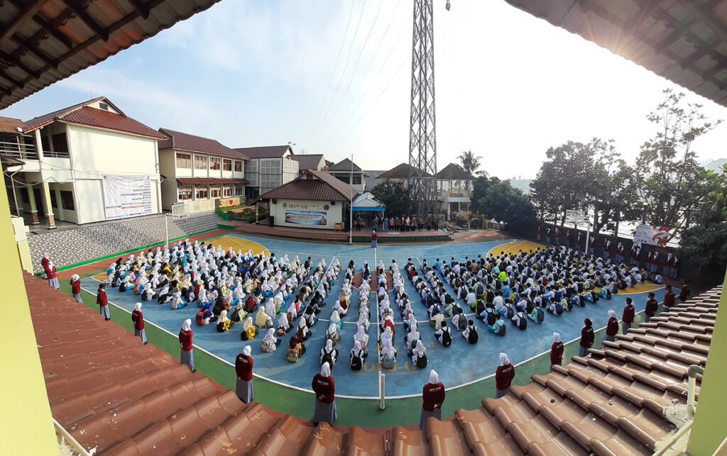 sekolah di depok
