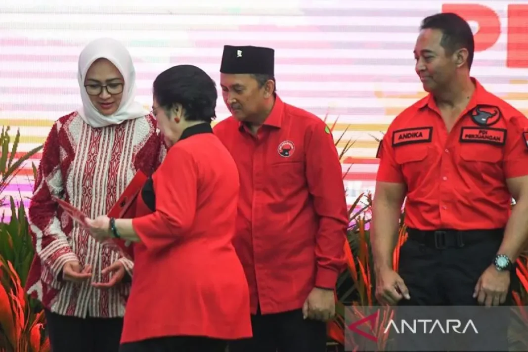 PDIP-Umumkan-bakal-Calon-Kepala-Daerah-260824-HMA-4.jpg