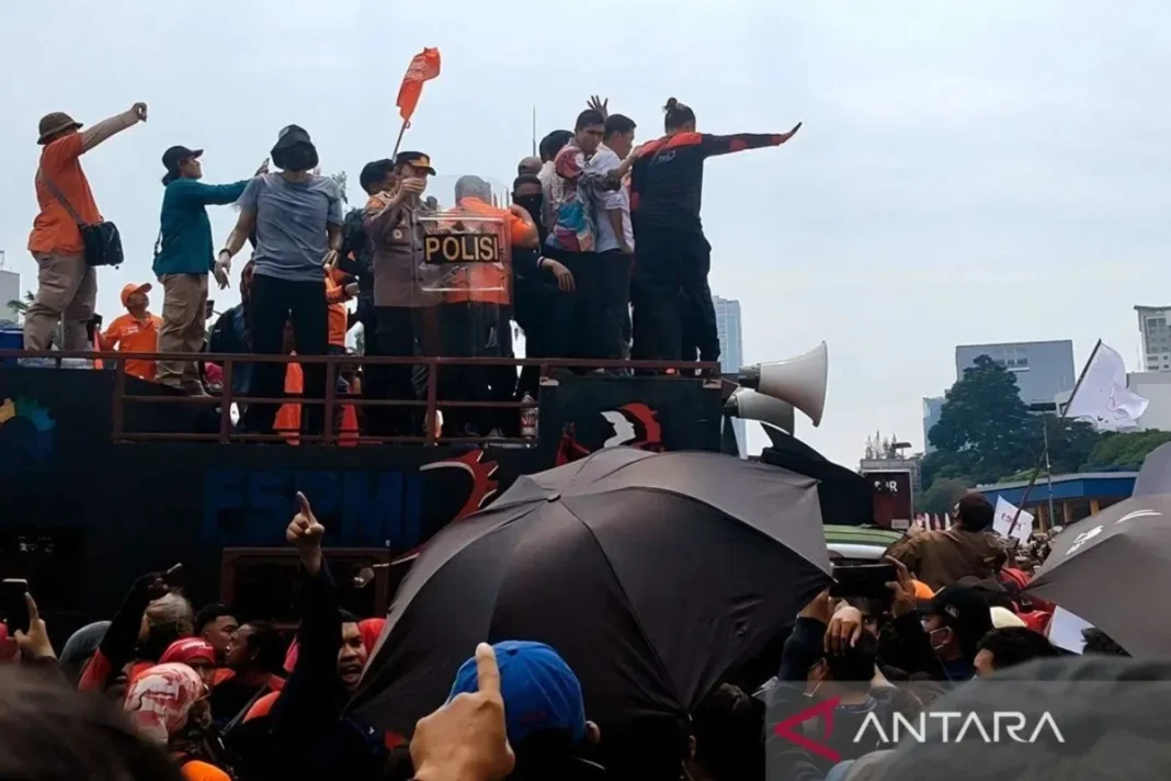 aksi partai buruh