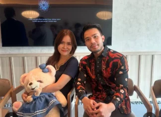 Istri Yakup Hasibuan Bingung Komentari Foto Selfie Suami Dengan Jessica “Kopi Sianida’ Wongso