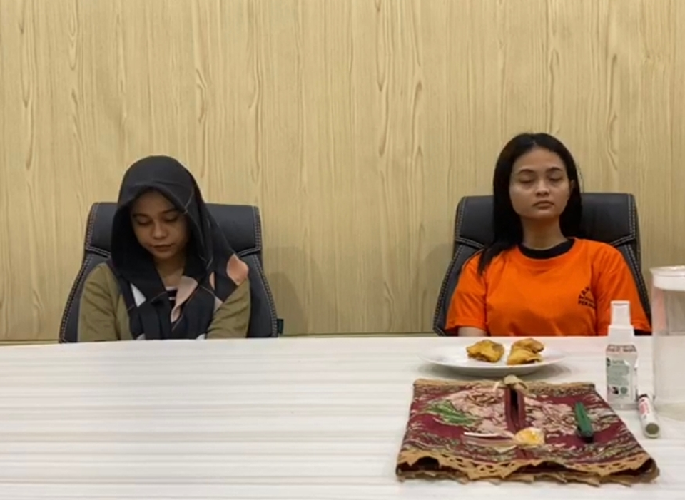 marisa putri di ruang dirserse narkoba polda riau