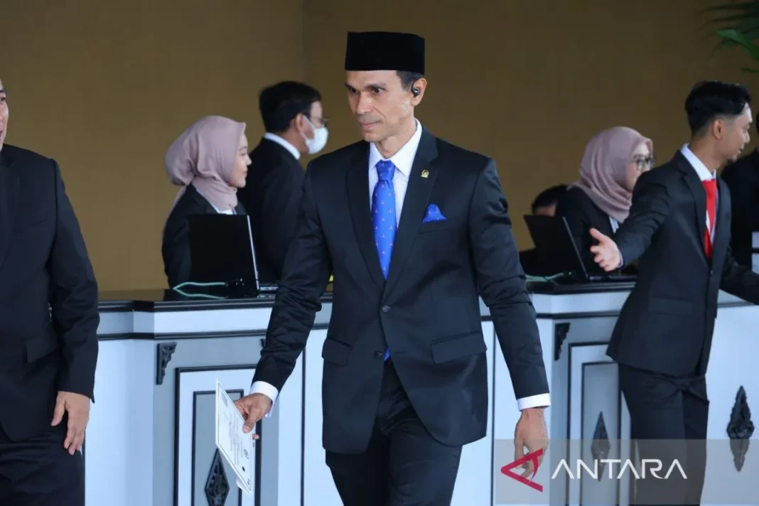H Fathi anggota DPR RI