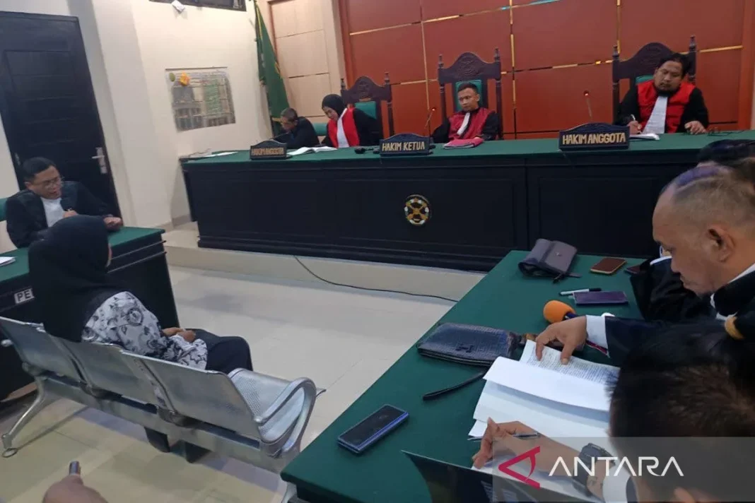 sidang guru supriyani