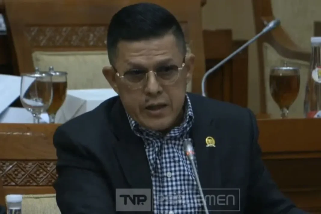 Anggota Komisi III DPR RI Soedison Tandra di Kompleks Parlemen, Jakarta, Rabu