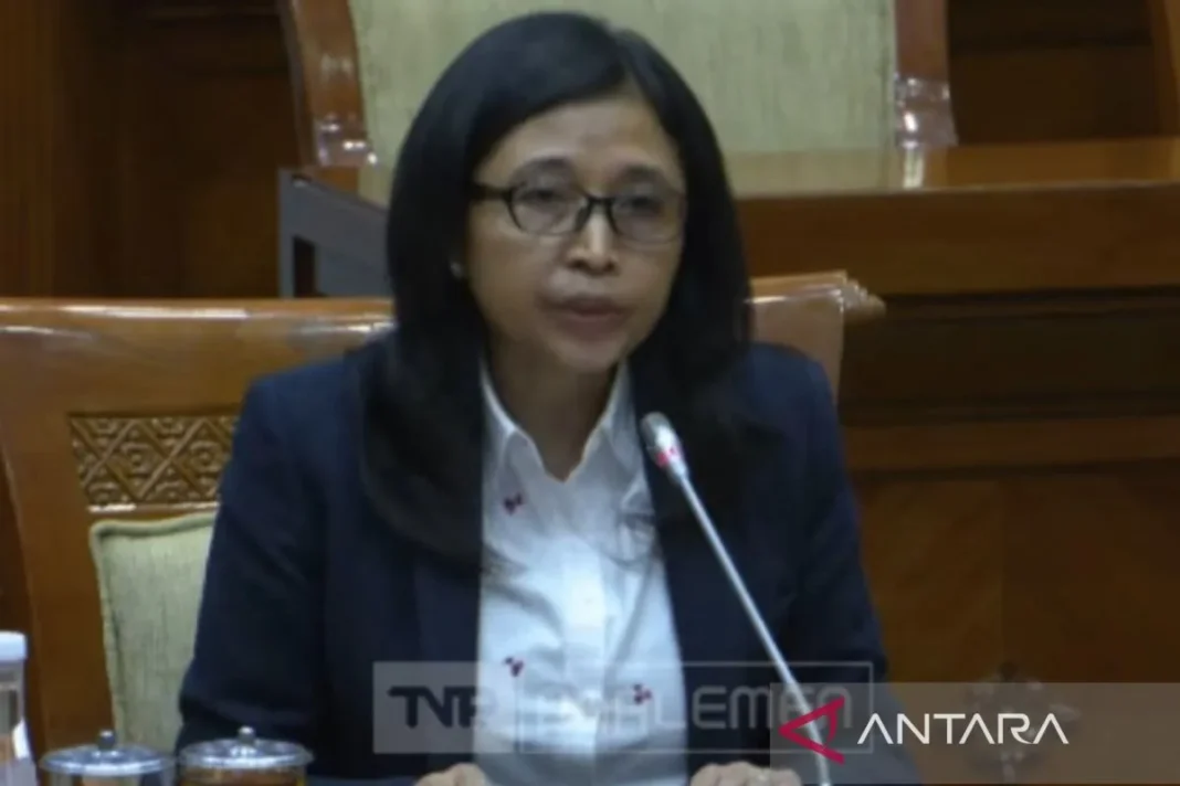 Capim KPK Ida Budhiati mengikuti uji kelayakan dan kepatutan Capim KPK di Kompleks Parlemen, Jakarta, Selasa