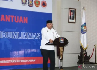 Kemendagri Serahkan Bantuan Ke Daerah Untuk Perkuat Trantibumlinmas
