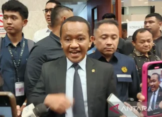 Universitas Indonesia Tangguhkan Kelulusan S3 Bahlil Lahadalia