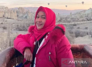 Penyanyi Dina Mariana Meninggal Dunia