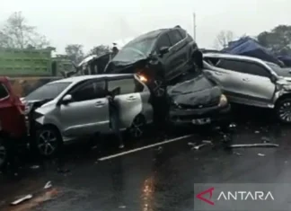 Polda Jabar Kembali Sebut 19 kendaraan Terlibat Kecelakaan Di Tol Cipularang