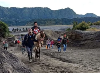 Akses Wisata Bromo Dibatasi Saat Puncak Ritual Wulan Kapitu Tengger
