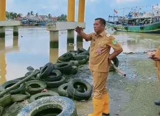 Ribuan Rumah Terendam Banjir Rob Perairan Utara Karawang