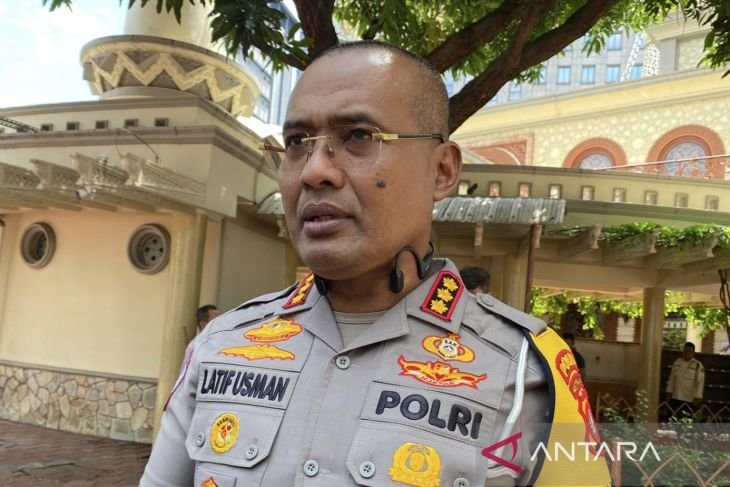 Dirlantas Polda Metro Jaya, Kombes Pol. Latif Usman saat di temui di Jakarta, Jumat