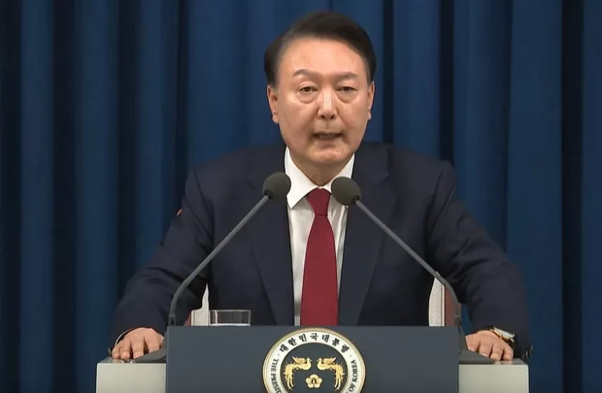 Presiden Yoon Suk Yeol umumkan Korea Selatan darurat militer