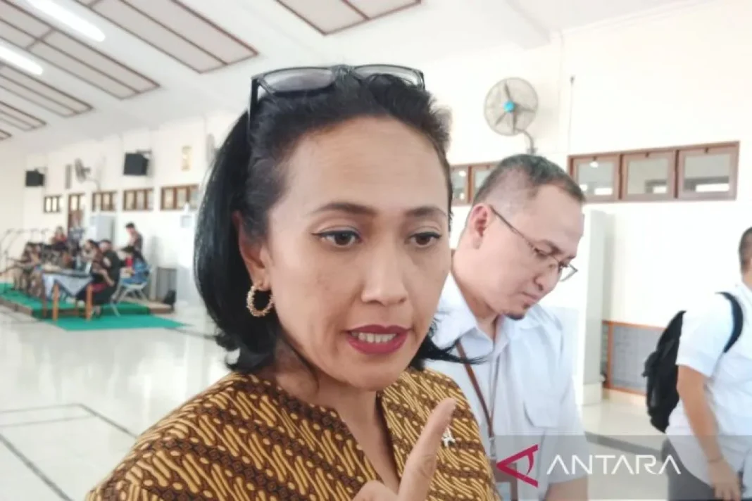 Wakil Menteri Perlindungan Pekerja Migran Indonesia P2MI Christina Aryani di Yogyakarta, Senin