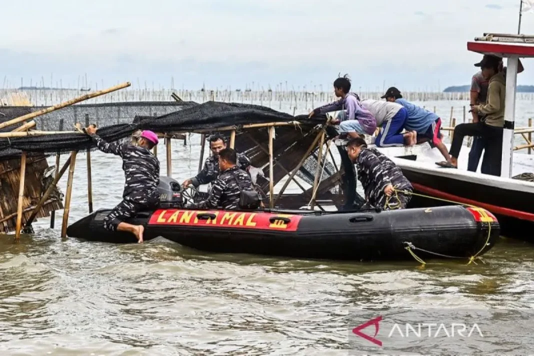 TNI AL bongkar pagar laut sesuai dengan perintah Presiden Prabowo