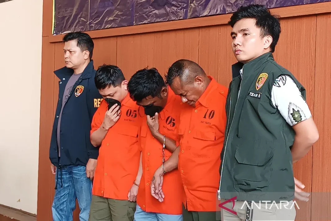 Polisi ungkap peran tiga pegawai KPK gadungan yang diduga memeras