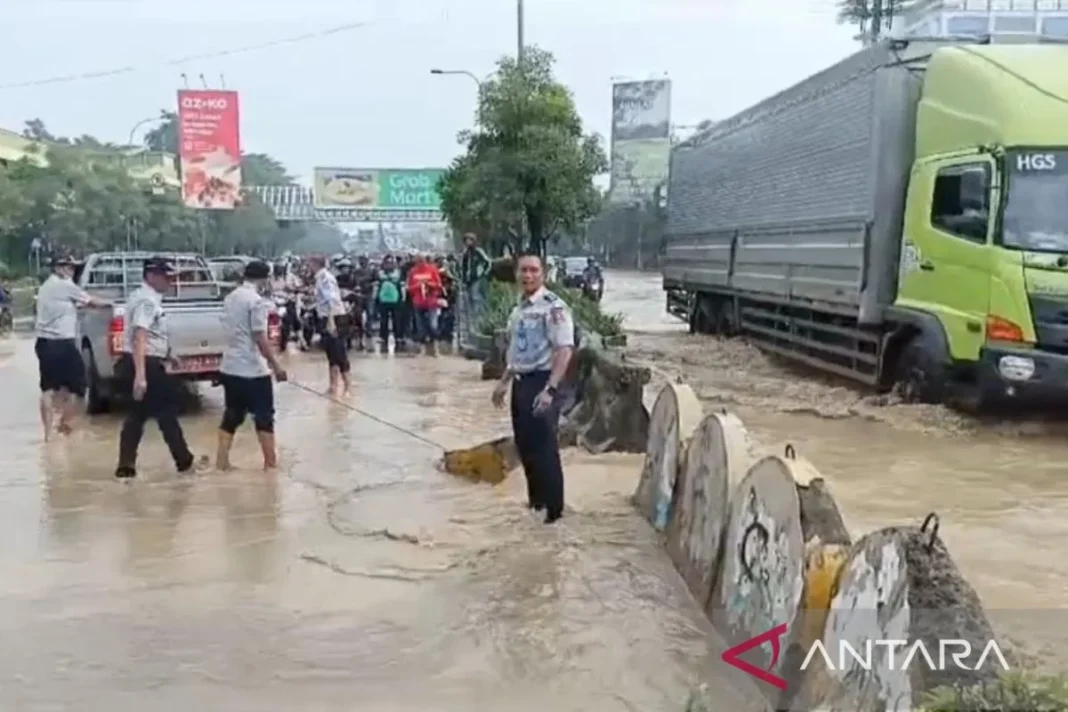 Banjir Bekasi tersebar di 20 titik dan tujuh kecamatan