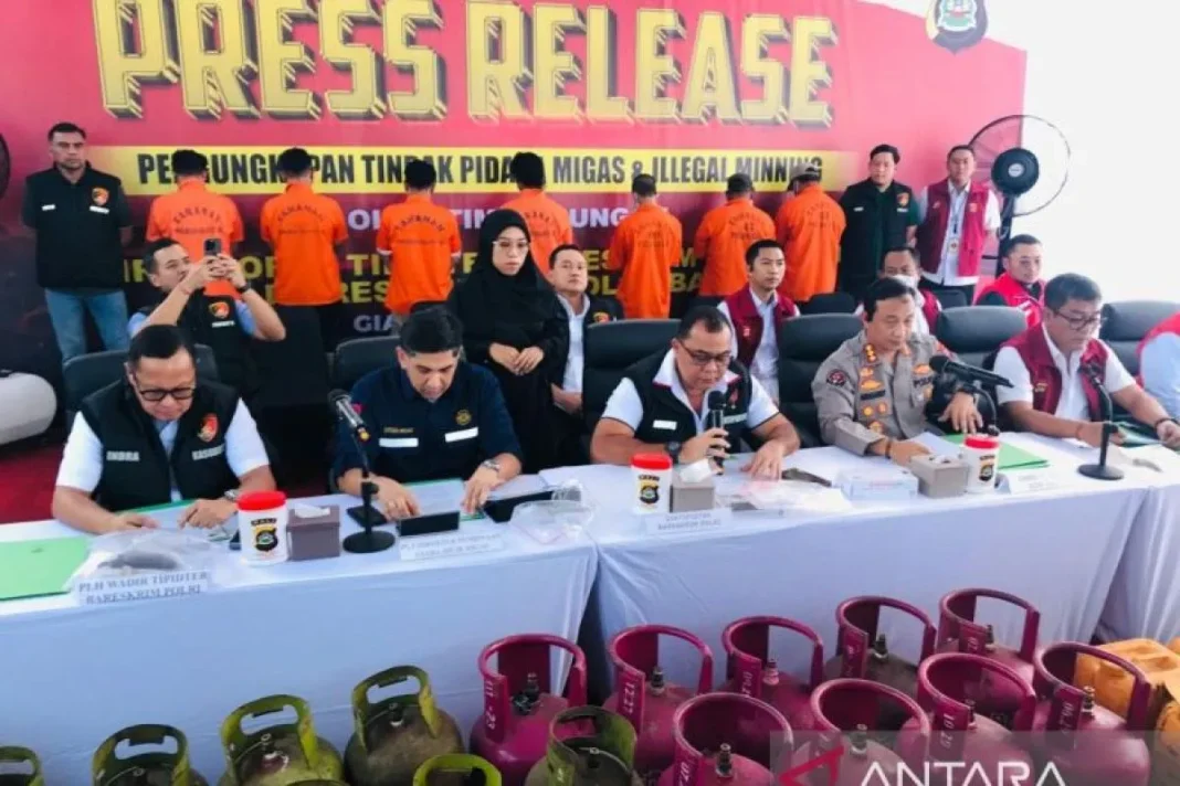 Bareskrim Polri ungkap modus pengoplosan LPG beromzet miliaran di Bali