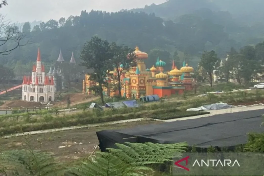 Bupati Bogor undang Gubernur hingga Menteri LH lihat kondisi Puncak