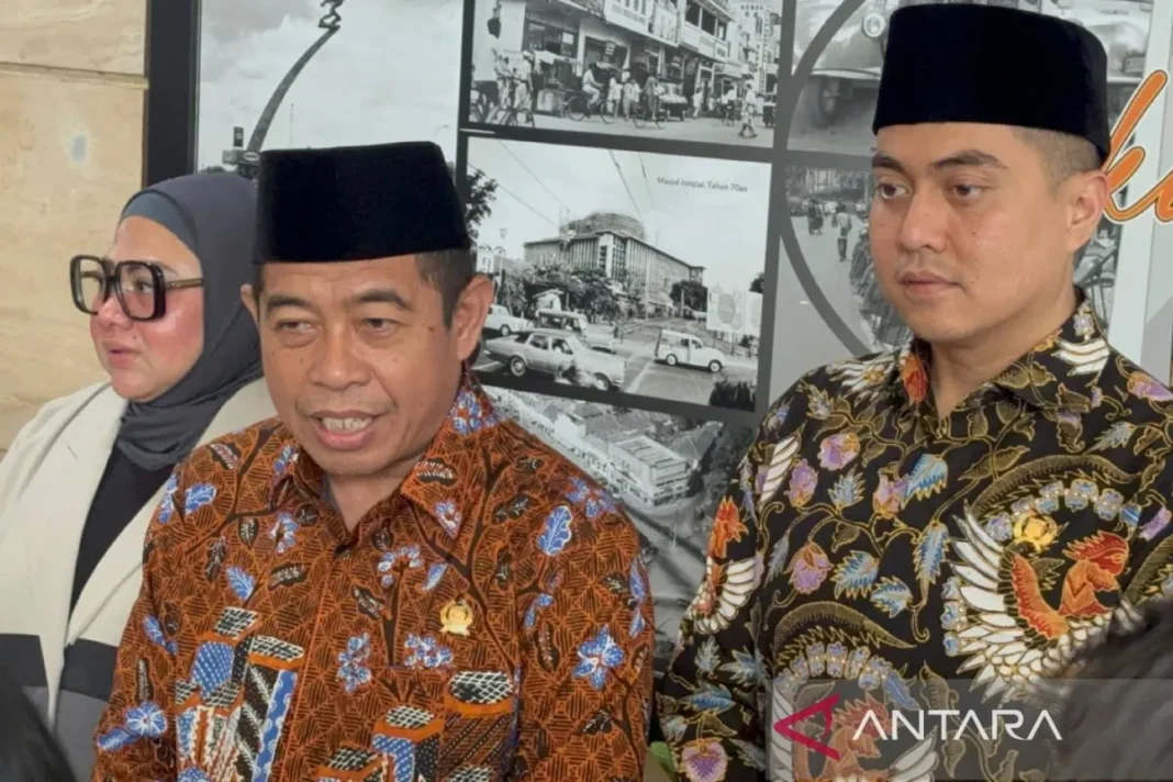 DKI diminta keruk seluruh sungai untuk atasi banjir
