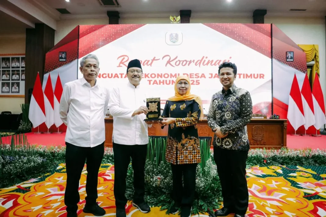 Di hadapan kepala daerah Jatim, Mensos ajak sukseskan Sekolah Rakyat
