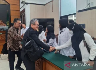Hakim Gugurkan Praperadilan Hasto Terkait Tersangka Kasus Suap