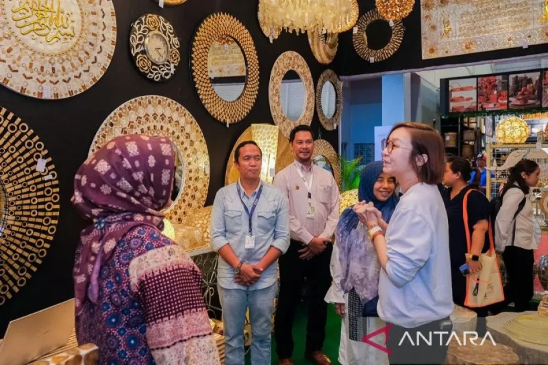 Kemenekraf dukung industri kreatif perluas pasar global di IFEX 2025