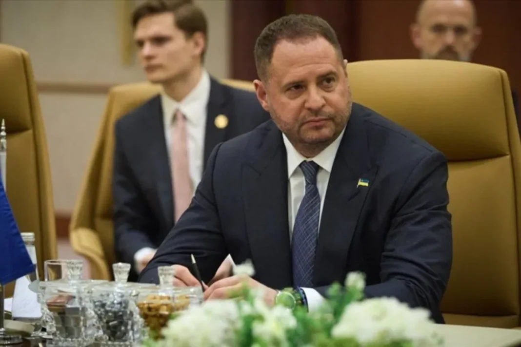 Kiev siap dialog jika Rusia setuju gencatan senjata