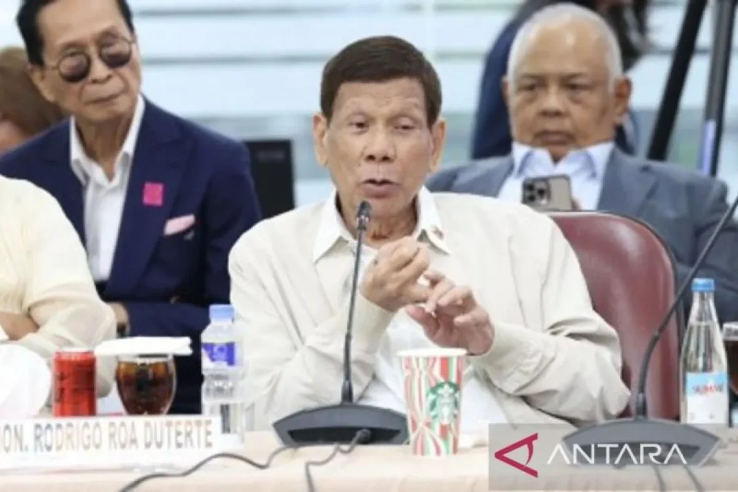 Mantan Presiden Filipina Rodrigo Duterte ditangkap