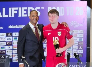 Patrick Kluivert Puji Penampilan Rizky Ridho dan Joey Pelupessy