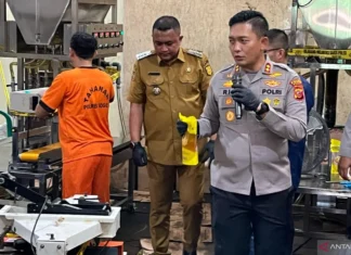Polisi Ungkap Tempat Produksi Minyakita Palsu di Bogor