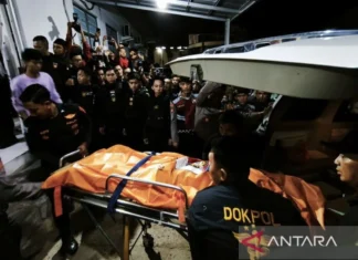 Tiga Polisi yang Gugur Dalam Penggerebekan Sabung Ayam Langsung Diautopsi