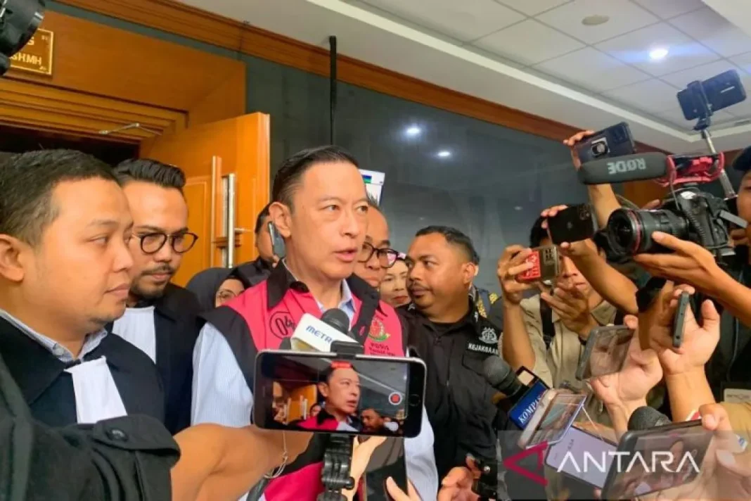 Tom Lembong pertanyakan alasan hanya dirinya mendag yang jadi terdakwa