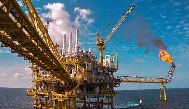 pengeboran minyak bumi di laut