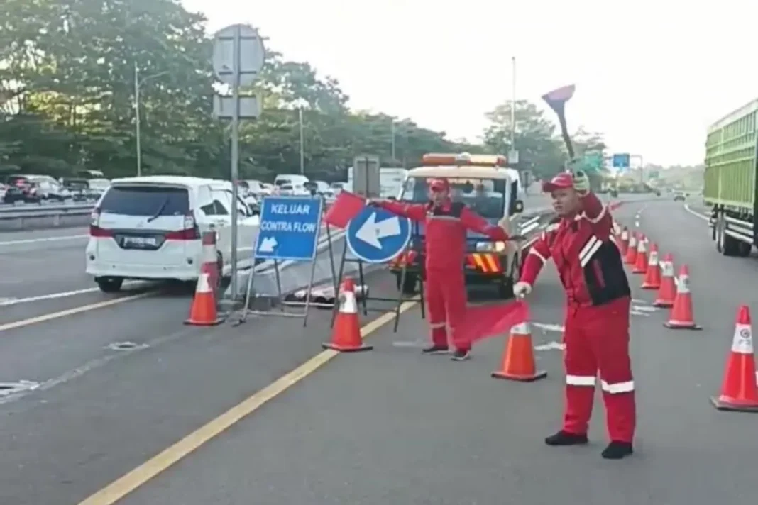 Jasa Marga berlakukan contraflow Tol Jagorawi arah Puncak