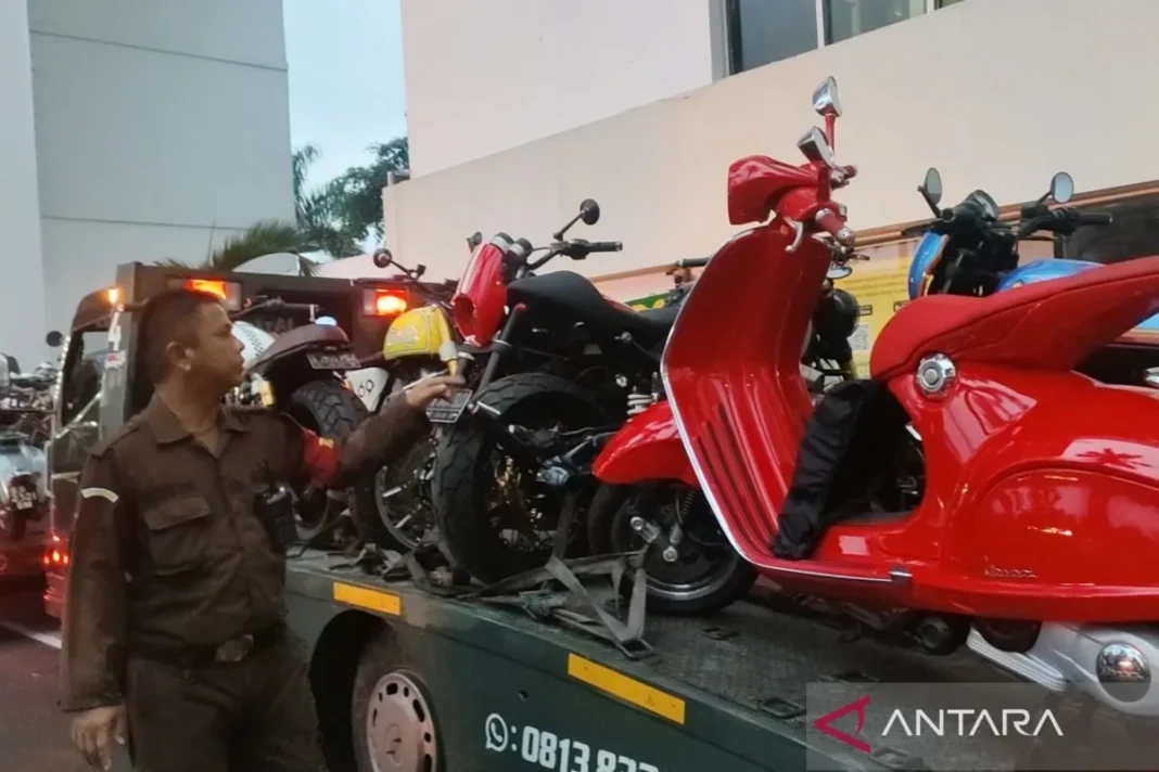Kejagung sita puluhan motor mewah terkait kasus suap di PN Jakpus