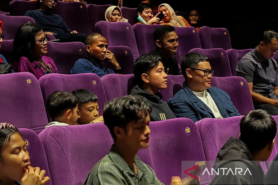 Wapres Gibran ajak anak yatim nikmati film animasi lokal Jumbo