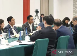 Bertemu Pejabat Tiongkok, Luhut Bahas Perang Tarif China-AS