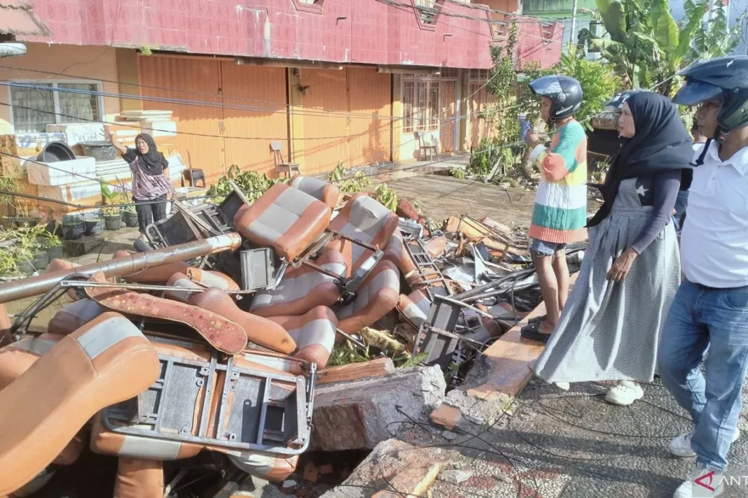 Dua korban bus ALS di Padang Panjang belum teridentifikasi