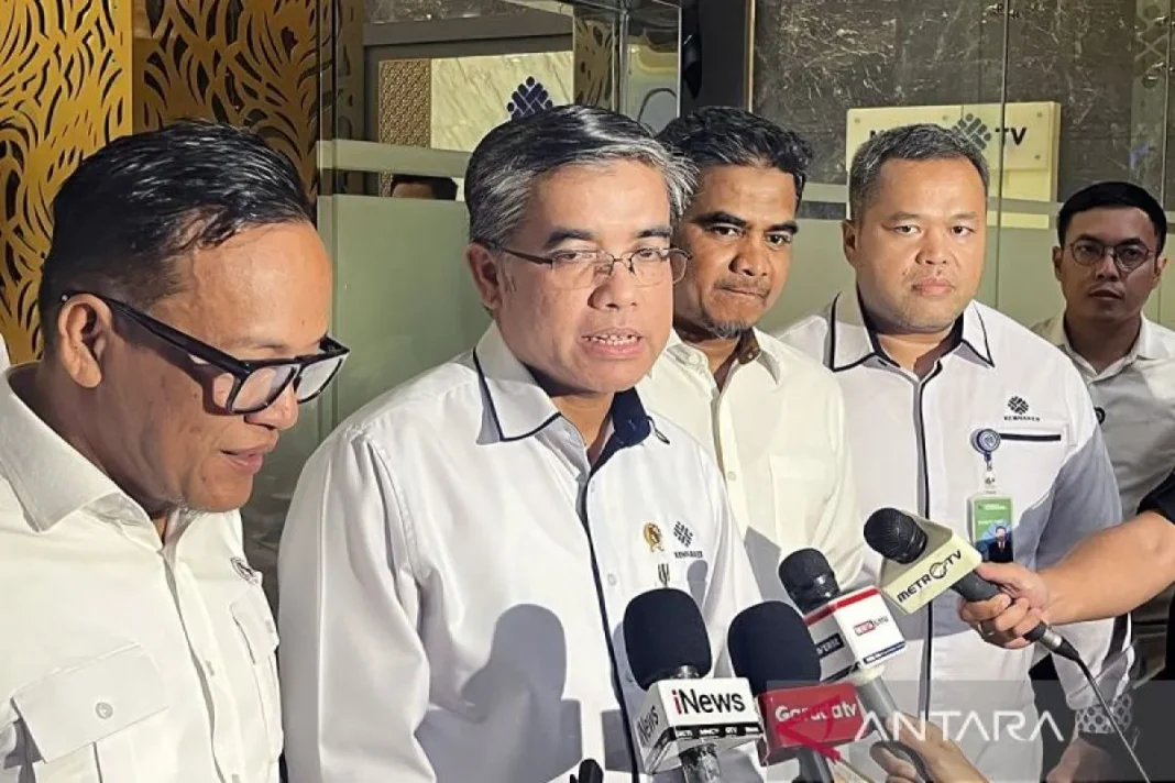 Menaker sudah copot pejabat terduga kasus korupsi
