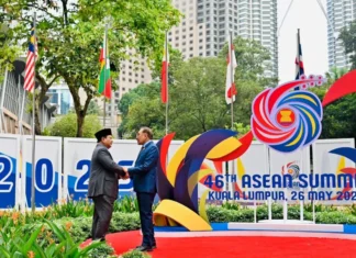 Momen Hangat Prabowo dan Anwar Ibrahim di KTT ke-46 ASEAN
