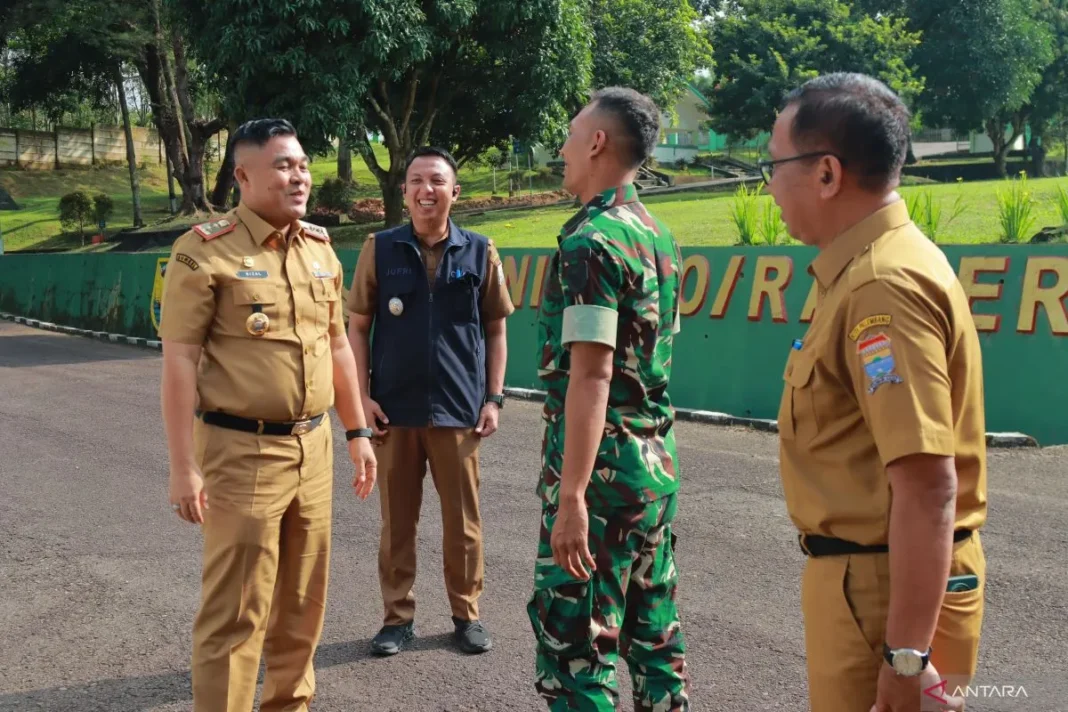 Pemkot Palembang gandeng TNI untuk dirikan sekolah militer bagi siswa