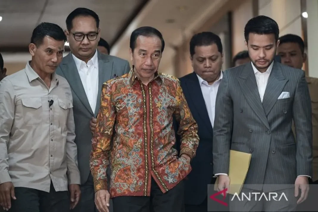 Pengamat sebt Tudingan ijazah Jokowi palsu bisa rusak fondasi demokrasi