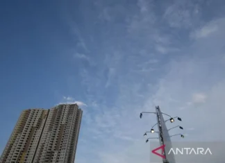 Sebagian Jakarta Diperkirakan Hujan pada Minggu Sore hingga Malam