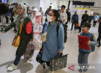 Kemlu Pastikan 50 Lebih WNI yang Dievakuasi dari Timteng Tiba Hari Ini